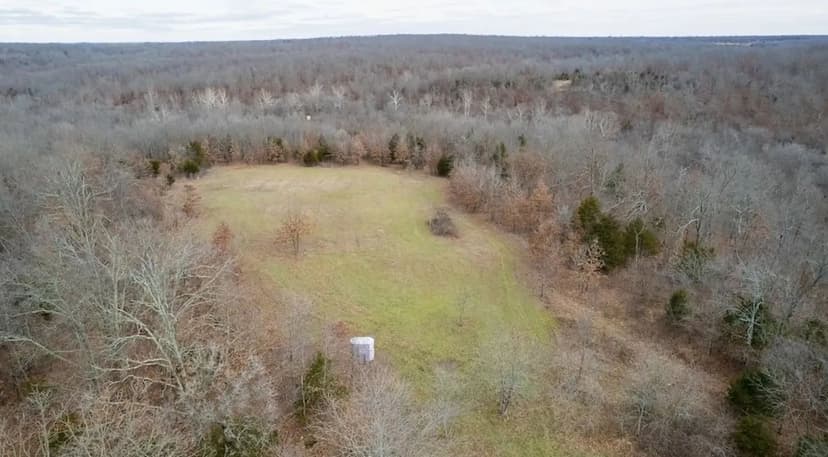 Secluded Hunting Tract With Excellent Habitat In SW MO