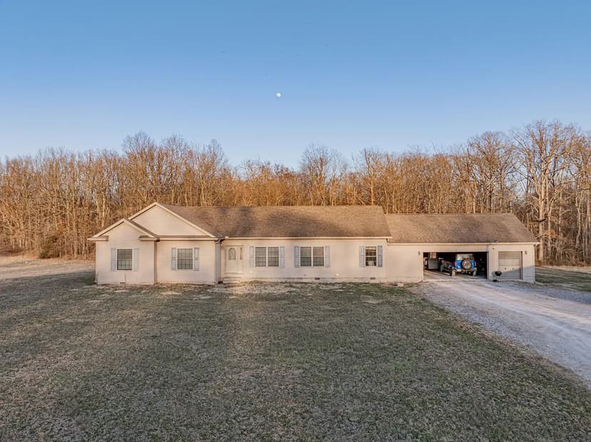 3 bed | 2 bath custom built Amish home