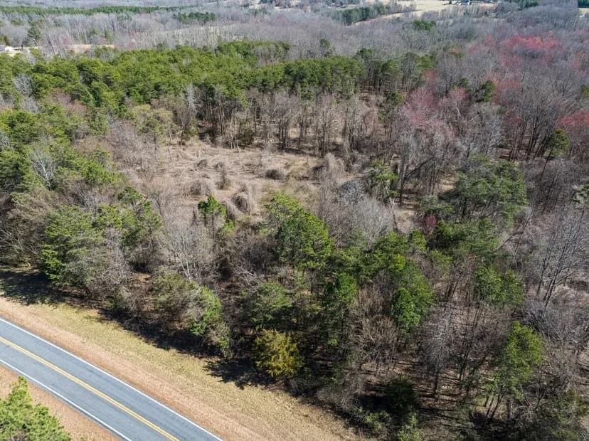 UNDER CONTRACT!!  +/-4.50-acre Homesite Lot for Sale in Caswell County, NC!