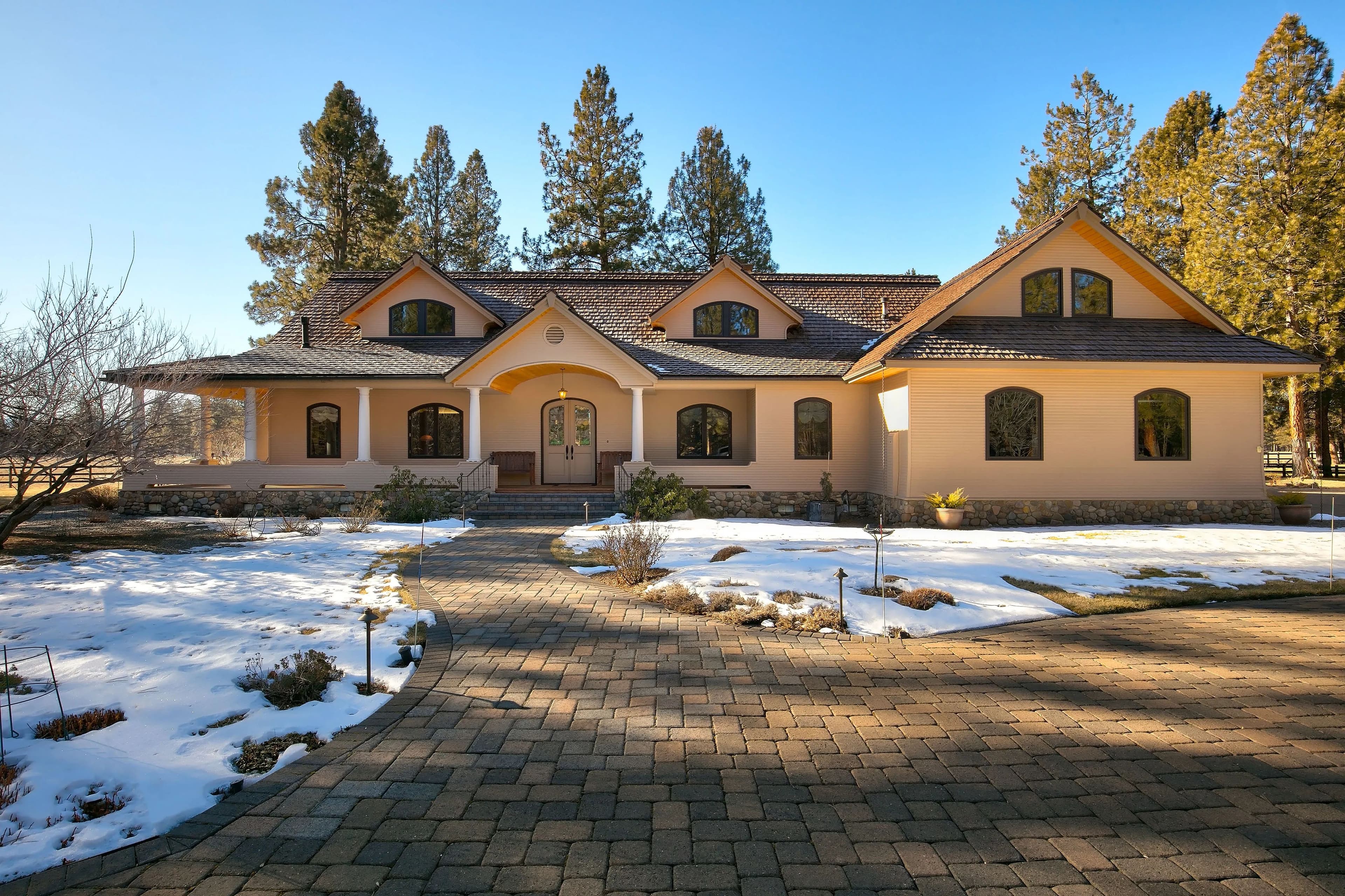 15275 Windigo Trail in Sisters, Oregon - photo 5