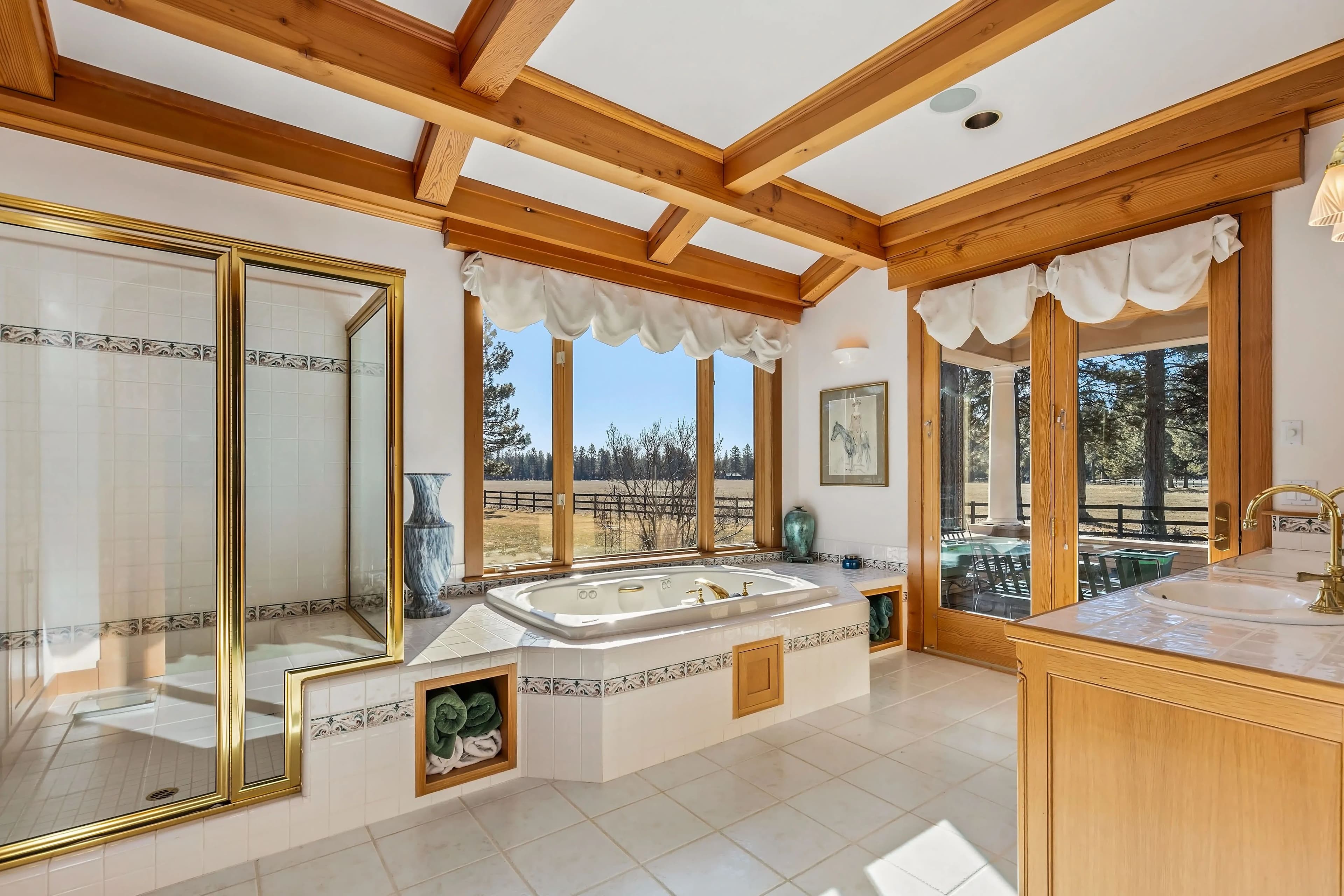 15275 Windigo Trail in Sisters, Oregon - photo 23
