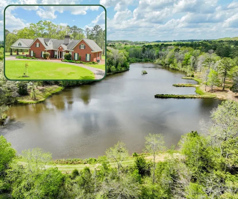 83 Acres with Stunning Lake and Home in Ozark, AL