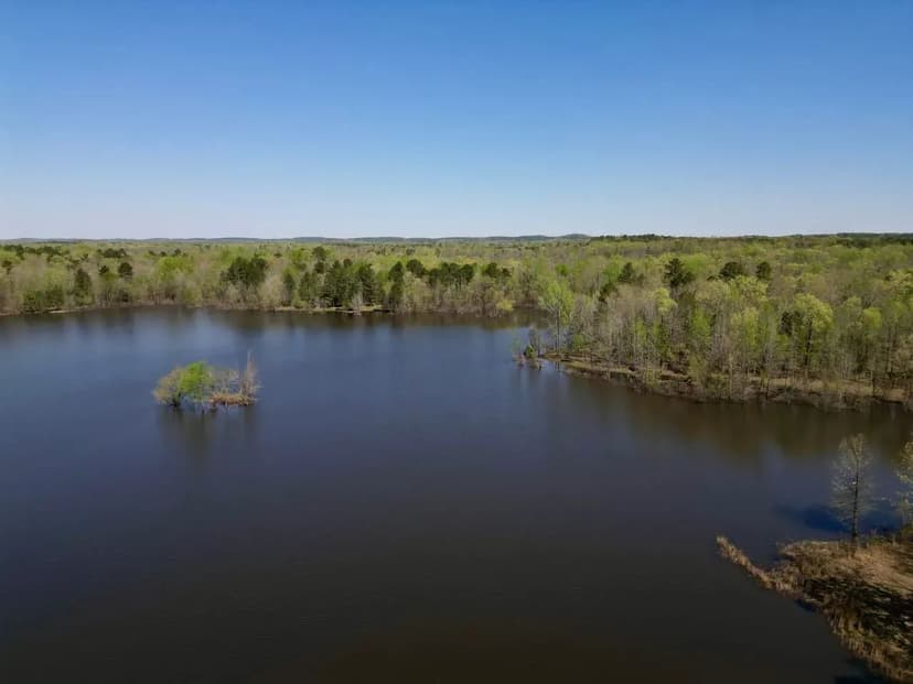 380 Acres, Private Lake & 2 Gorgeous Homes in West Little Rock