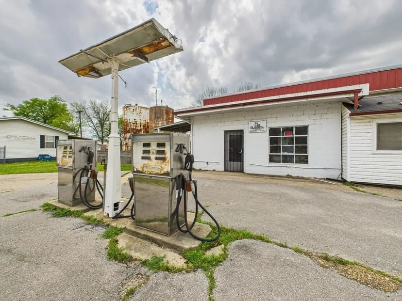 Commercial Property For Sale in Gideon, MO