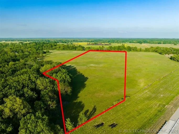 ZAD - 9 N 4212 Rd Porter, OK 74454