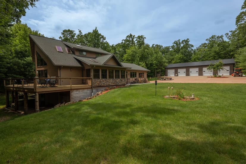Beautiful Lakefront Home on Lake Arbutus, WI