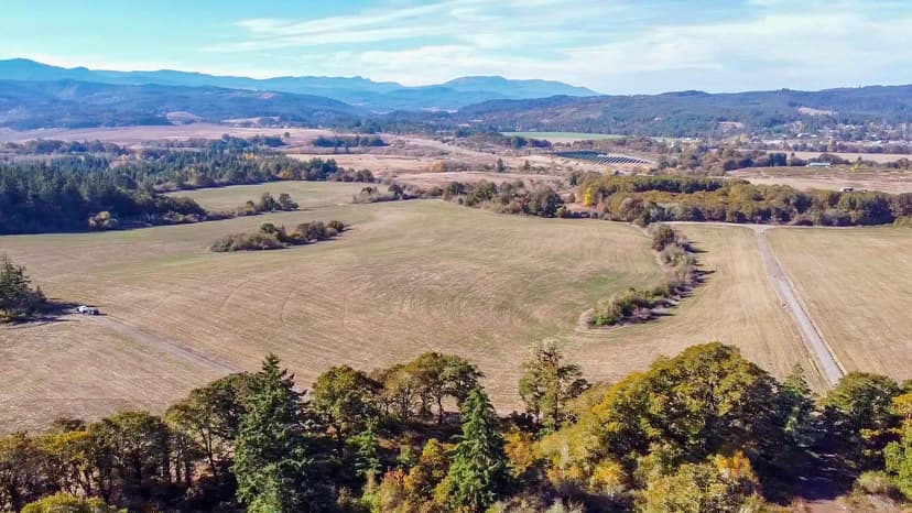 220 +/- Acres - Panoramic Views.  Polk County, OR  (replacement dwelling)