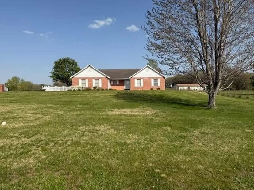 4 Bed/2 Bath Walkout Unfinished Basement 0.88 acre lot, Corner Lot Howell County