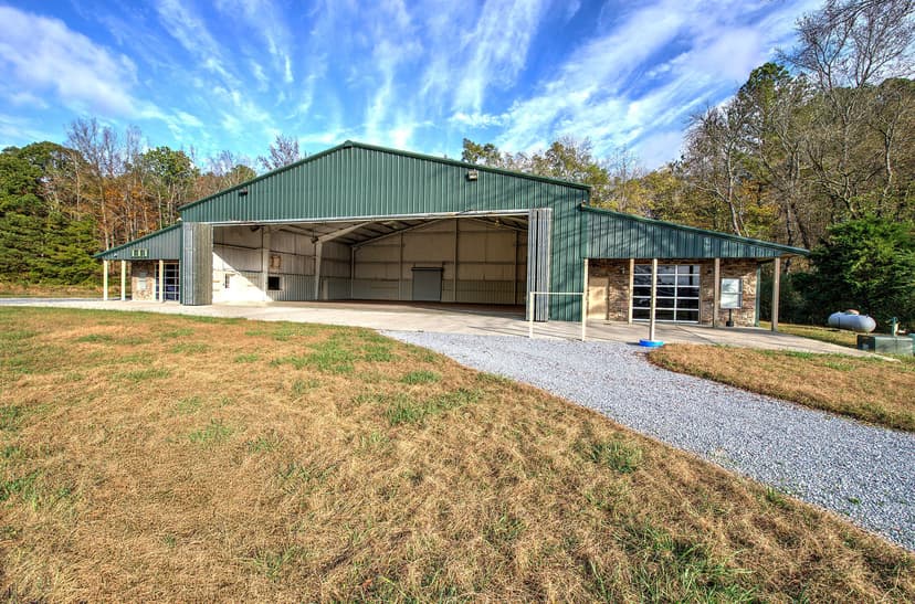 Wedding Venue or Gentleman's Farm possibilities