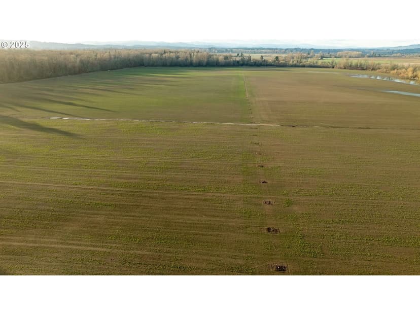 Irrigated Willamette Valley Farm