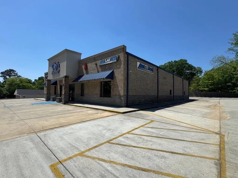 Excellent Commercial Property in SW MS!