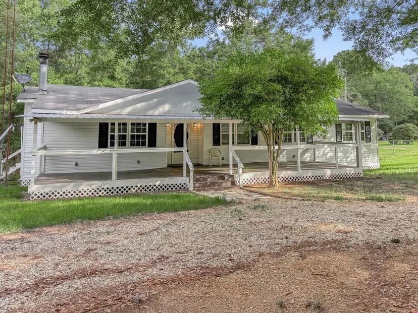 Remodeled Country Home for Sale in Walthall County MS 