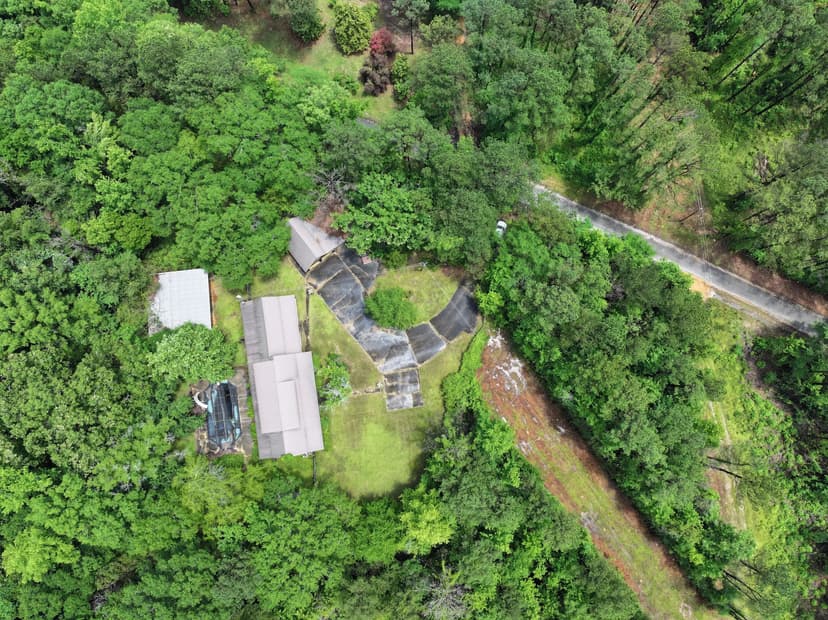 A Home on 4 Acres in Lowndes County, MS 