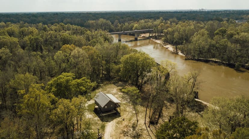 34 Acres with a Cabin in Pearl River County, MS 