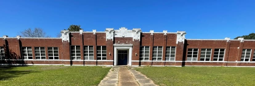 5± Acres in Madison County with Special Purpose Investment Property in Flora, MS (Former Flora Elementary School)