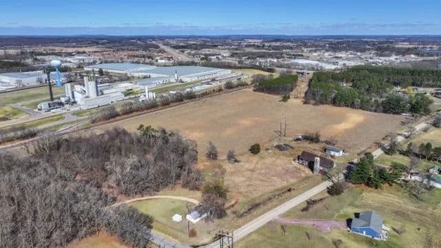 Strategic Commercial Development Opportunity – Prime 24+ Acres