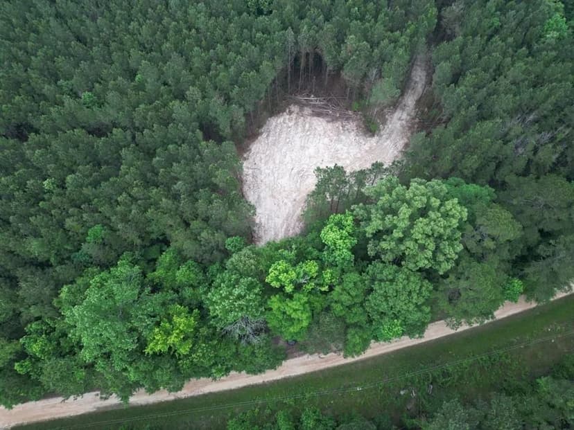 Secluded Land for Sale in Roxie - MS Hamburg Community Lot 