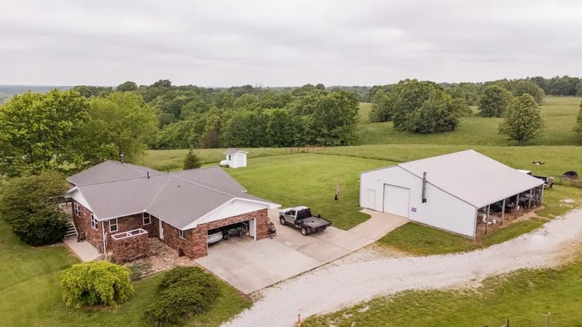 612 Acre Cattle Farm in Wright County Missouri