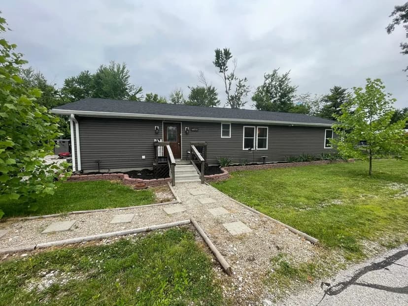 5 Bed 2 Bath Home Clay County Indiana