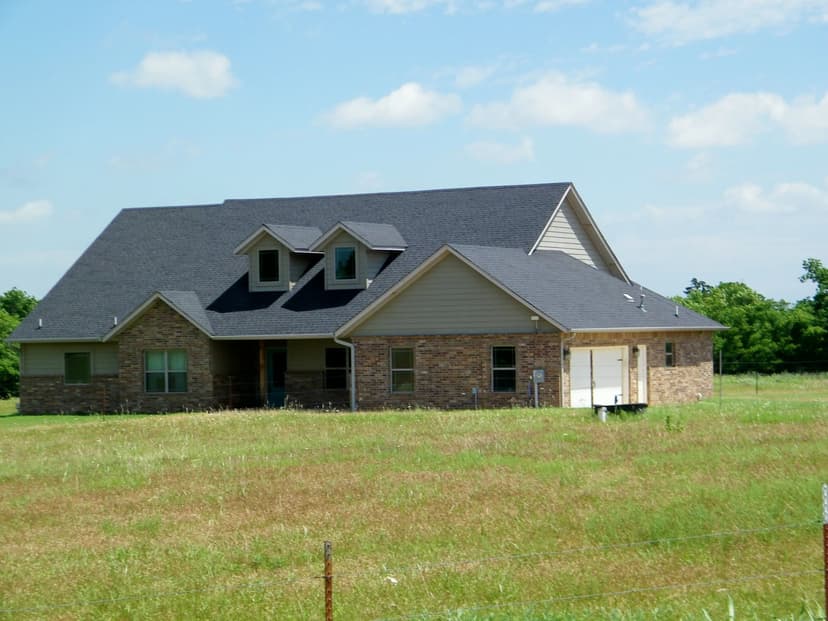 Home with Barn on 13+ Acres Kingfisher County, OK