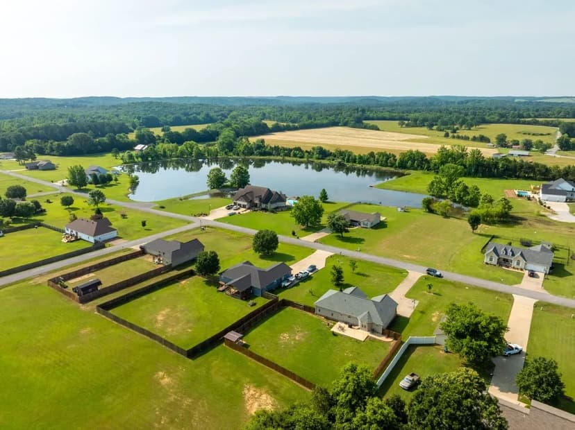 Move-In Ready 3BR/2BA in Double Oak Estates – Patterson Addition, Cave City AR