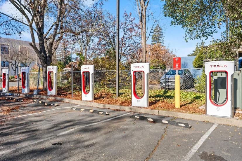 Leased Offices Redevelopment Zoning and Adjacent Lot