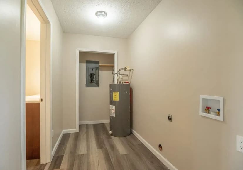 Beautifully Renovated 3-Bed, 2-Bath Home in Malden, MO