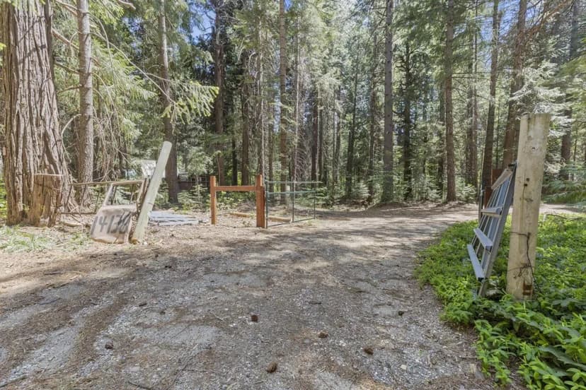 2 Custom Cabins on over 27 Acres with Pond