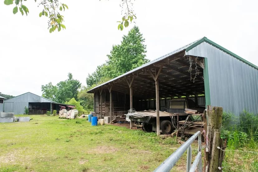 Chapel Valley Broiler Farm & Wedding Venue – Cullman County, AL