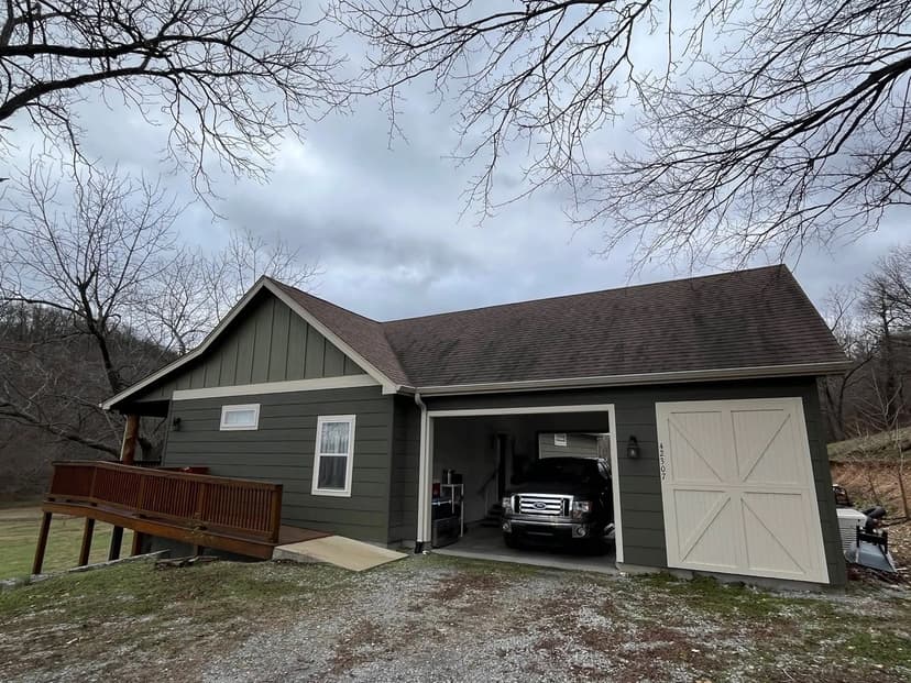 Charming Ozark Mountains Country Home in Eucha, OK for Sale