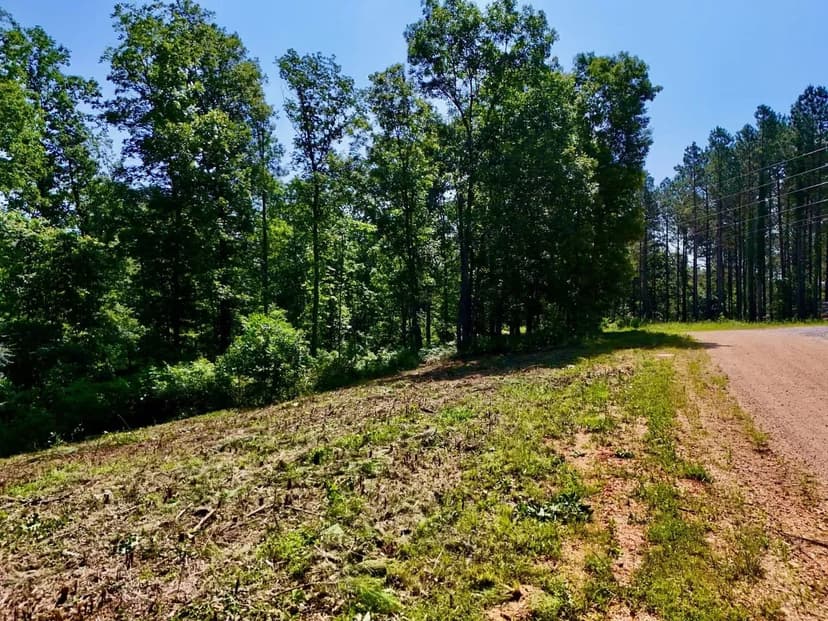 6.5 Acre homesite minutes from Kentucky lake in Humphreys County, TN