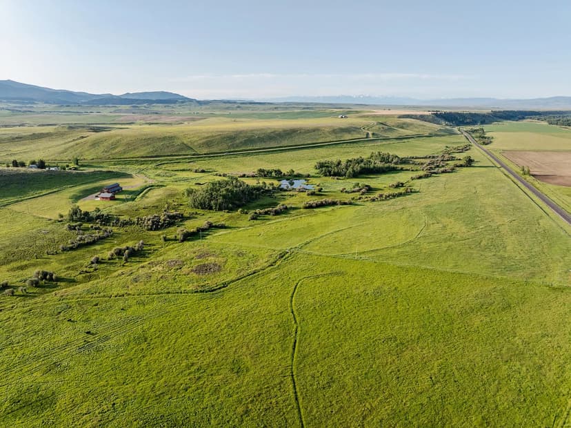 Porcupine Creek Homestead