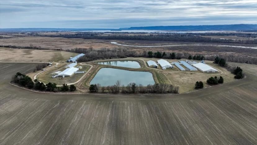 Incredible development opportunity just minutes from Holmen