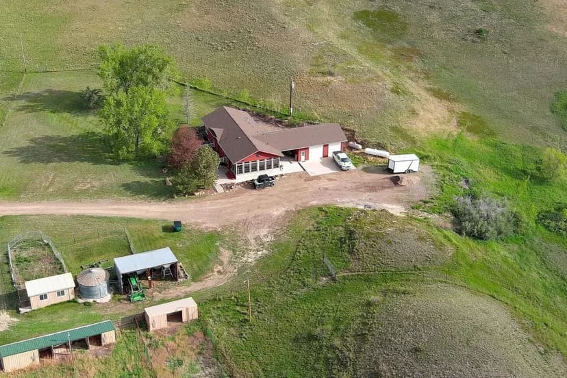 Private 21 Acre Ranchette in Sidney, MT