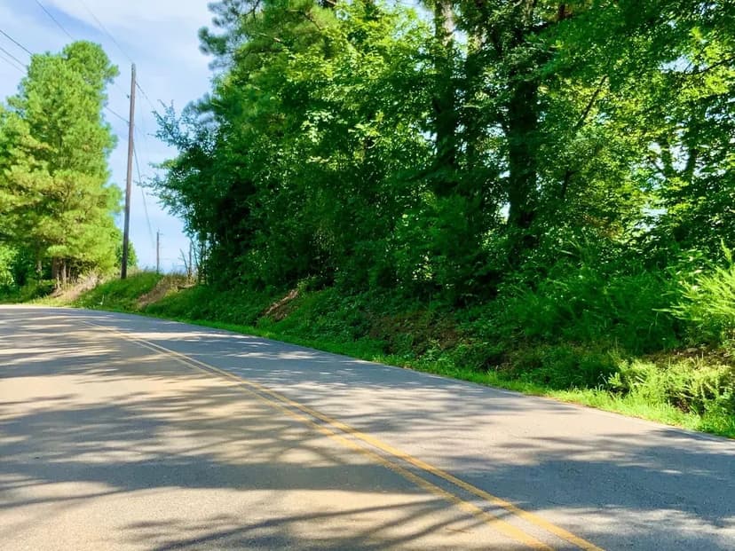 127 Acres Homestead minutes from Lake Barkley