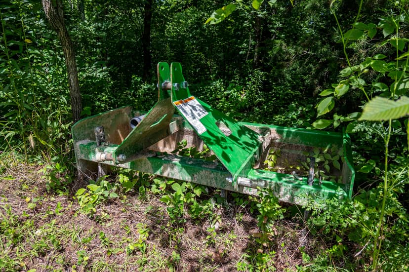 Secluded Turnkey Hunting Retreat for Sale – Lincoln County