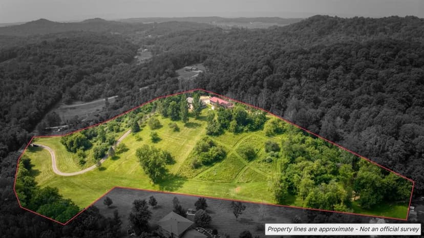 Country Home on 9.51 Private Acres Holmen WI