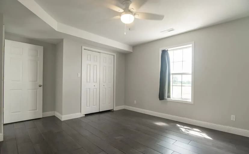 Beautiful and Spacious 4-Bed Home in Doniphan, MO