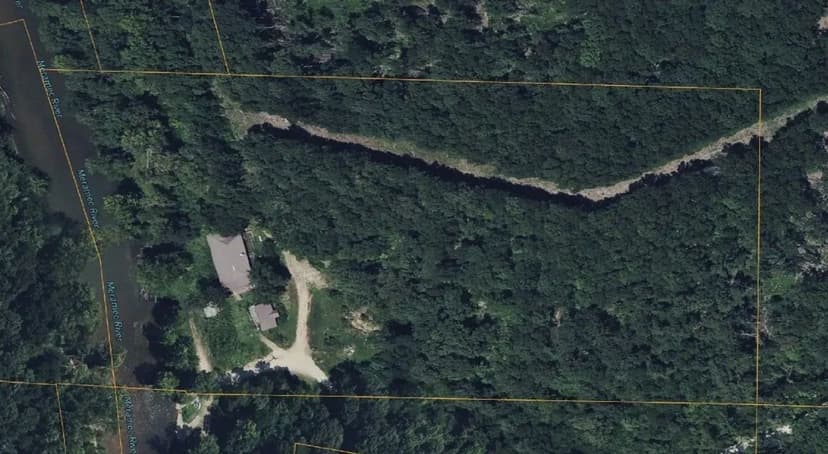 82 Idlewild Rd, Cuba, Mo - Historic Lodge