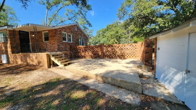 Home at 923 Bendat St. | McComb, MS