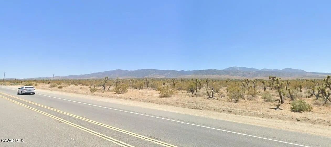 Lots & Land-Other in Llano - Llano, California, 93544