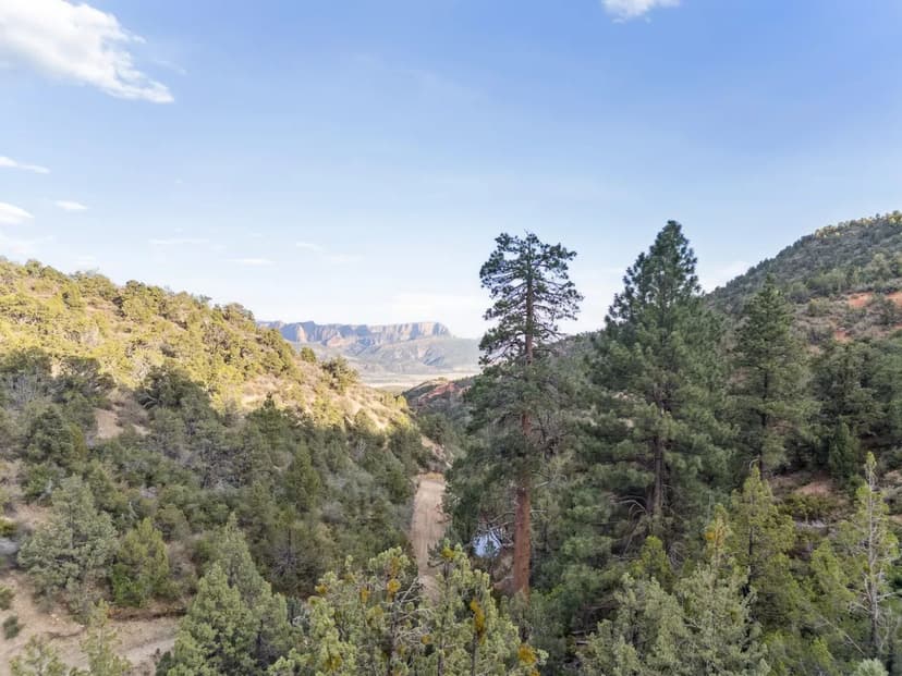 Indian Bluff Ranch — New Harmony, Utah