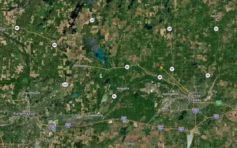 Charming Farmhouse Retreat on 5.6 Acres with Barn &amp; Pastures