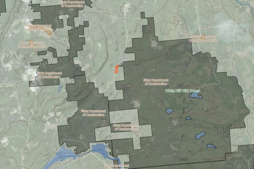 8 acres Hunting Land with Cabin Parishville NY