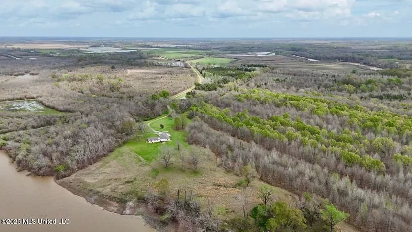 Boeuf Bend on Boeuf River North Louisiana Retreat