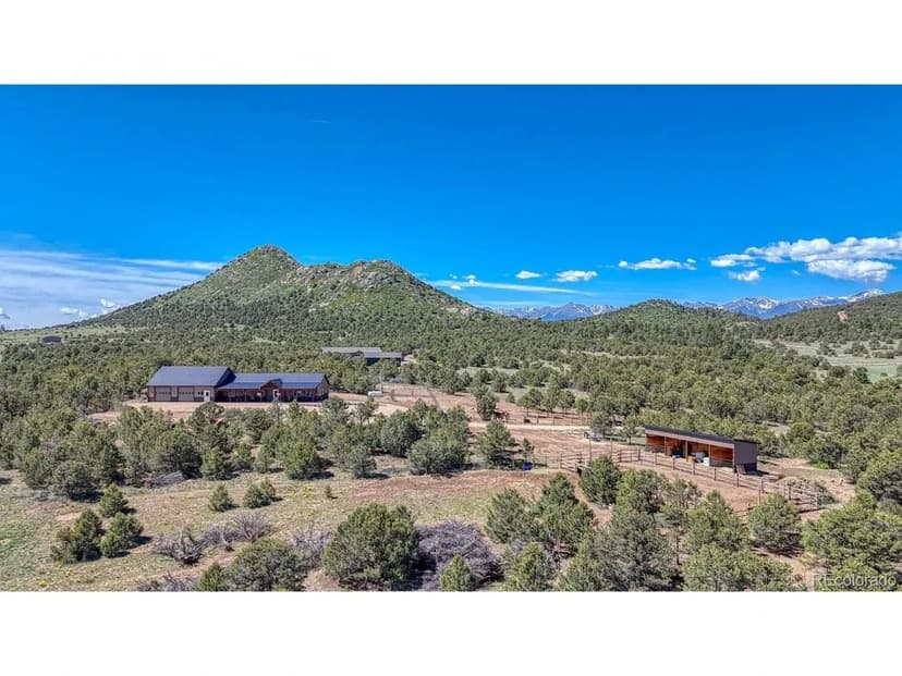 1625 Black Cloud Circle