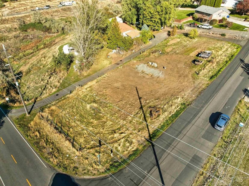 Property from 1003 Ripon Ave - KW