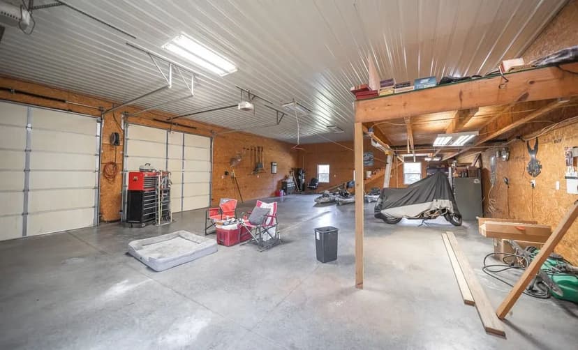 Oak Grove Home and Artesian