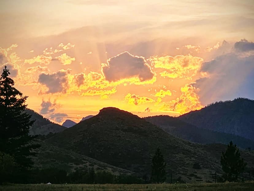 Rare 3 Acre retreat with Stunning Views