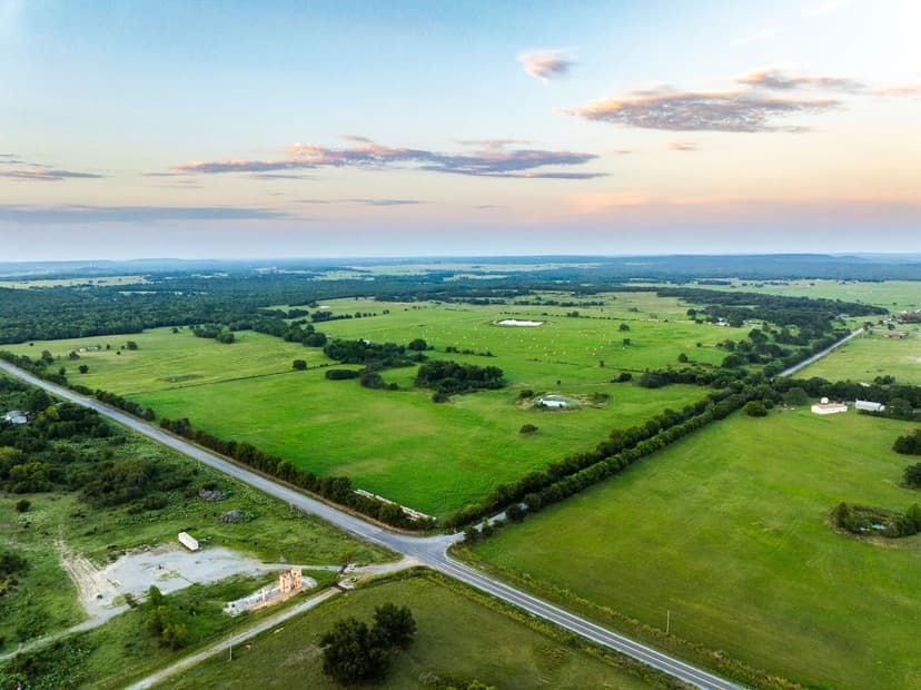 2 Bucklucksy Rd, McAlester, OK 74501